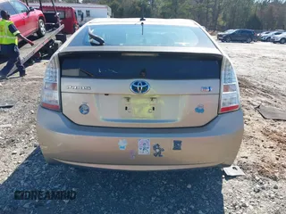 2011 Toyota Prius I with VIN JTDKN3DU2B1384305, listed as a IAAI auction lot 41502975 with 142,039 mi miles. Bid and sale history available at carsss.com. Image 16.