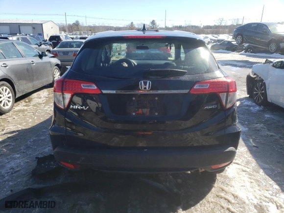 2022 Honda HR-V LX with VIN 3CZRU6H35NM766365, listed as a Copart auction lot 45198595 with 18,466 mi miles and Non Repairable. Bid and sale history available at carsss.com. Image 6.