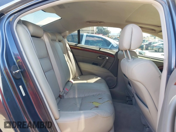 2006 Acura RL z VIN JH4KB16516C004396, wystawiony jako IAAI lot #41959850 z przebiegiem 114 670 mil mil oraz . Historia ofert i sprzedaży dostępna na DreamBid. Obrazek 8.