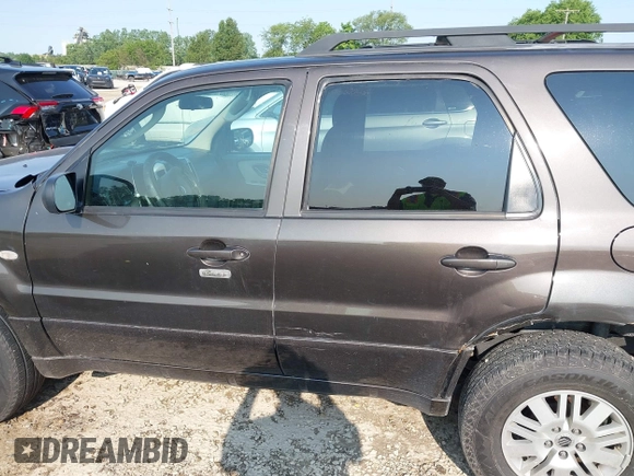 2006 Mercury Mariner Luxury with VIN 4M2YU56196KJ20438, listed as a IAAI auction lot 42394996 with 164,564 mi miles and . Bid and sale history available at DreamBid. Image 15.