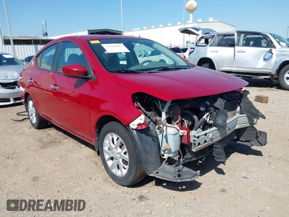 2015 Nissan Versa SV with VIN 3N1CN7AP7FL889199, listed as a IAAI auction lot 41968003 with 97,837 mi miles. Bid and sale history available at carsss.com. Image 1.