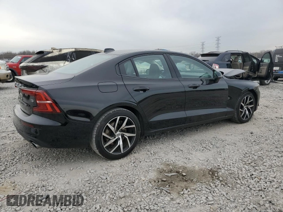 2020 Volvo S60 Momentum with VIN 7JR102FK9LG066259, listed as a Copart auction lot 80964283 with 24,819 mi miles. Bid and sale history available at carsss.com. Image 3.