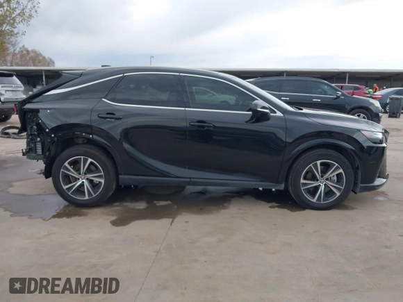 2024 Lexus RX 350 z VIN 2T2BAMBA4RC026361, wystawiony jako IAAI lot #41364276 z przebiegiem 15 528 mil mil oraz . Historia ofert i sprzedaży dostępna na DreamBid. Obrazek 14.