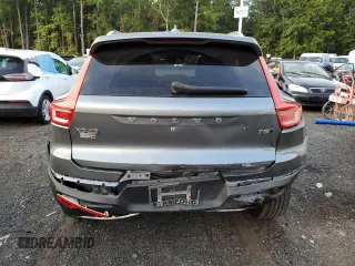 2019 Volvo XC40 Momentum with VIN YV4162UK6K2060492, listed as a Copart auction lot 69605803 with 73,391 mi miles. Bid and sale history available at carsss.com. Image 6.