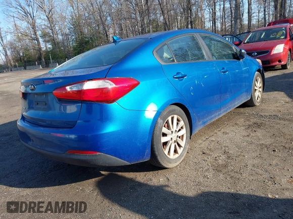 2015 Kia Forte LX with VIN KNAFX4A62F5269299, listed as a IAAI auction lot 41935364 with 380,005 mi miles and . Bid and sale history available at carsss.com. Image 4.