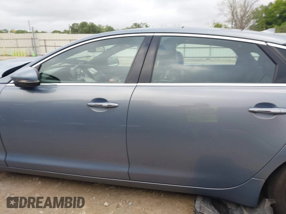 2013 Jaguar XJ with VIN SAJWA2G17DLV57561, listed as a IAAI auction lot 41928575 with 108,794 mi miles. Bid and sale history available at carsss.com. Image 15.