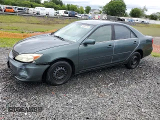 2004 Toyota Camry LE z VIN 4T1BE32K44U283796, wystawiony jako Copart lot #58487755 z przebiegiem 131 323 mil mil oraz Szkoda całkowita • Salvage title. Historia ofert i sprzedaży dostępna na DreamBid. Obrazek 1.