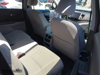 2016 Honda Pilot EX with VIN 5FNYF6H35GB004589, listed as a IAAI auction lot 41786117 with 107,717 mi miles. Bid and sale history available at carsss.com. Image 8.