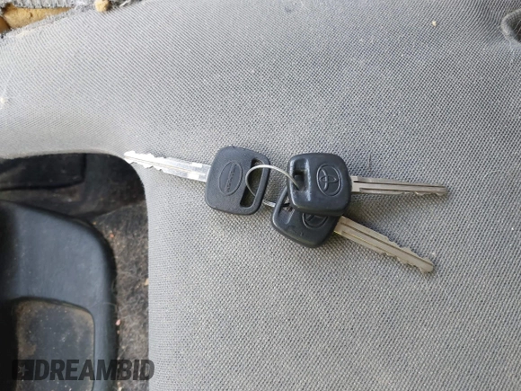 2012 Toyota Tacoma с VIN 5TFNX4CN5CX014102, выставлен на аукционе IAAI как лот 42048809 с пробегом 153 659 миль миль и . История ставок и продаж доступна на DreamBid. Изображение 11.