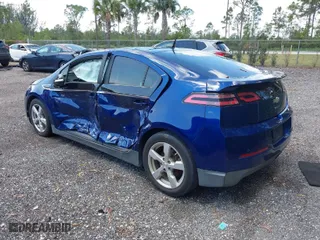 2013 Chevrolet Volt with VIN 1G1RD6E4XDU131857, listed as a IAAI auction lot 41888532 with 206,459 mi miles. Bid and sale history available at carsss.com. Image 3.