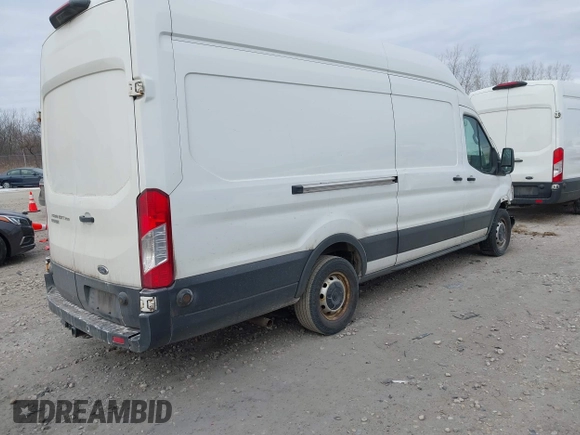 2020 Ford Transit Cargo with VIN 1FTBR3X81LKB42992, listed as a IAAI auction lot 41363461 with 206,522 mi miles and . Bid and sale history available at carsss.com. Image 4.