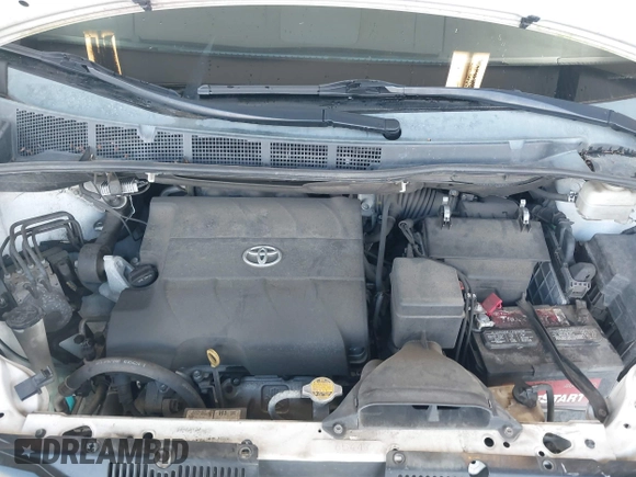 2014 Toyota Sienna LE AAS with VIN 5TDKK3DC4ES505293, listed as a IAAI auction lot 42021409 with 70,319 mi miles. Bid and sale history available at carsss.com. Image 10.
