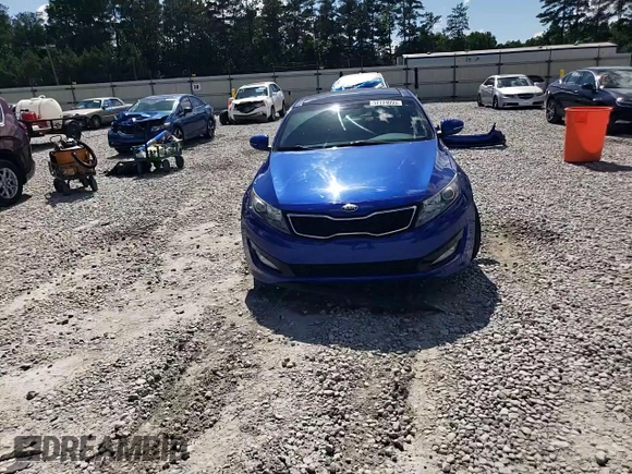 2013 Kia Optima SX z VIN 5XXGR4A63DG181193, wystawiony jako Copart lot #57774095 z przebiegiem 84 916 mil mil oraz Szkoda całkowita • Salvage title. Historia ofert i sprzedaży dostępna na DreamBid. Obrazek 14.