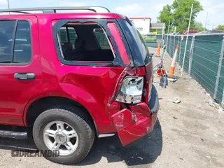 2004 Ford Explorer XLT с VIN 1FMZU73W54UB70532, выставлен на аукционе IAAI как лот 42282641 с пробегом 92 492 миль миль и . История ставок и продаж доступна на DreamBid. Изображение 6.