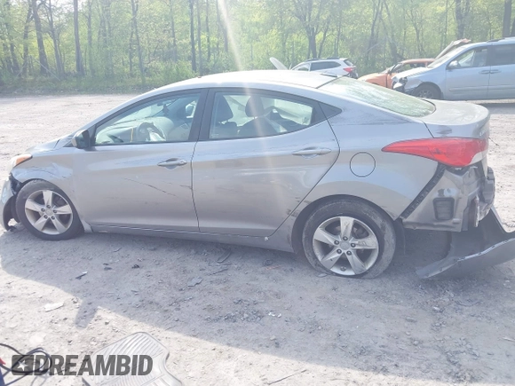 2011 Hyundai Elantra Limited z VIN KMHDH4AE4BU138546, wystawiony jako IAAI lot #42253219 z przebiegiem 108 930 mil mil oraz . Historia ofert i sprzedaży dostępna na DreamBid. Obrazek 14.
