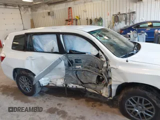 2008 Toyota Highlander with VIN JTEES41A582028404, listed as a IAAI auction lot 42608413 with 225,070 mi miles and . Bid and sale history available at DreamBid. Image 6.
