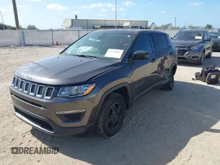 2018 Jeep Compass Sport with VIN 3C4NJCAB9JT133381, listed as a IAAI auction lot 41720816 with 26,584 mi miles. Bid and sale history available at carsss.com. Image 2.