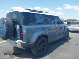 2023 Land Rover Defender SE z VIN SALEP7EU5P2219064, wystawiony jako IAAI lot #42220034 z przebiegiem 15 184 mil mil oraz . Historia ofert i sprzedaży dostępna na DreamBid. Obrazek 6.