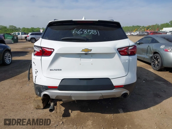 2019 Chevrolet Blazer z VIN 3GNKBCRS7KS668731, wystawiony jako IAAI lot #42266512 z przebiegiem 79 322 mil mil oraz . Historia ofert i sprzedaży dostępna na DreamBid. Obrazek 16.