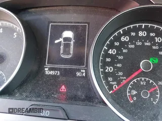 2016 Volkswagen Golf TSI SE z VIN 3VW217AU8GM021151, wystawiony jako IAAI lot #41784822 z przebiegiem 104 973 mil mil oraz . Historia ofert i sprzedaży dostępna na DreamBid. Obrazek 15.