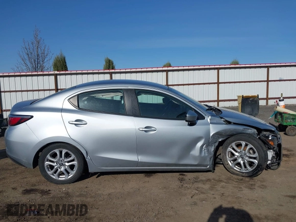 2018 Toyota Yaris with VIN 3MYDLBYV8JY328229, listed as a IAAI auction lot 41949610 with 54,651 mi miles and . Bid and sale history available at DreamBid. Image 14.