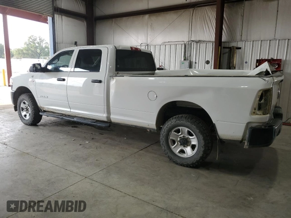 2020 Ram 2500 Tradesman with VIN 3C6UR5HJ7LG178299, listed as a Copart auction lot 71006404 with 214,734 mi miles and Salvage Title. Bid and sale history available at carsss.com. Image 2.