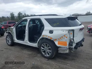2022 Ford Explorer XLT with VIN 1FMSK8DH9NGA82810, listed as a IAAI auction lot 41868008 with 37,832 mi miles and . Bid and sale history available at DreamBid. Image 15.