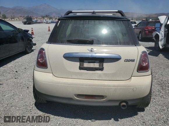 2013 MINI Hardtop with VIN WMWSU3C51DT682510, listed as a Copart auction lot 63879335 with 227,748 mi miles and Clean title. Bid and sale history available at DreamBid. Image 6.
