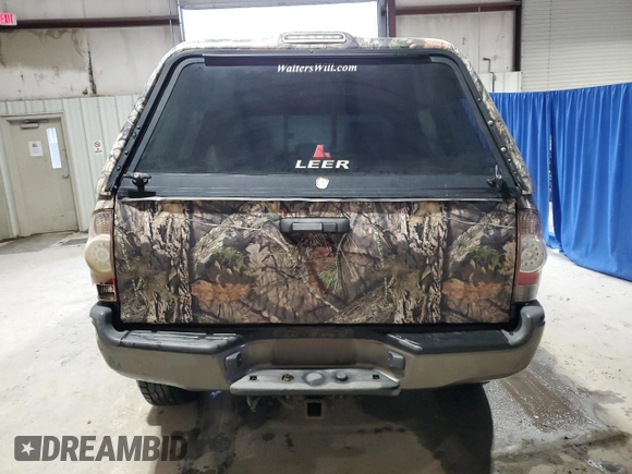 2015 Toyota Tacoma with VIN 5TFLU4EN2FX130150, listed as a Copart auction lot 43867045 with 135,843 mi miles and Salvage title. Bid and sale history available at DreamBid. Image 6.