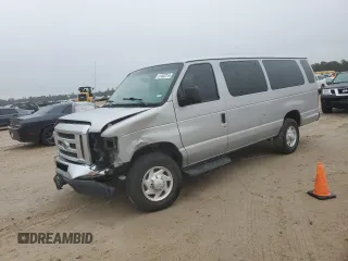 2013 Ford Econoline Passenger XL with VIN 1FBSS3BLXDDA73441, listed as a Copart auction lot 41402315 with 116,086 mi miles and Salvage Title. Bid and sale history available at carsss.com. Image 1.
