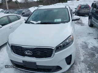 2019 Kia Sorento LX with VIN 5XYPGDA39KG452763, listed as a IAAI auction lot 41585609 with 71,503 mi miles. Bid and sale history available at carsss.com. Image 12.