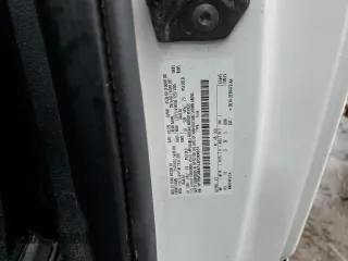 2020 Ford F-250 XLT z VIN 1FTBF2B61LEC99851, wystawiony jako Copart lot #44185525 z przebiegiem 78 835 mil mil oraz Czysty tytuł • Clean title. Historia ofert i sprzedaży dostępna na DreamBid. Obrazek 12.