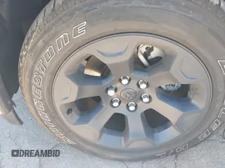 2025 Ram 1500 Big Horn z VIN 1C6RRFFG4SN502088, wystawiony jako IAAI lot #42144309 z przebiegiem 20 991 mil mil oraz . Historia ofert i sprzedaży dostępna na DreamBid. Obrazek 12.