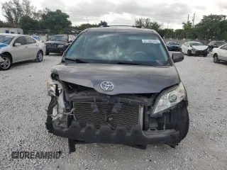 2014 Toyota Sienna LE AAS with VIN 5TDKK3DC8ES491172, listed as a Copart auction lot 51100105 with 44,203 mi miles and Salvage Title. Bid and sale history available at carsss.com. Image 5.