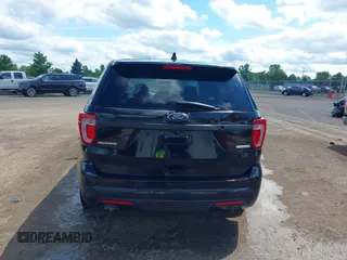 2017 Ford Police Interceptor Utility с VIN 1FM5K8AT0HGB55153, выставлен на аукционе IAAI как лот 40735824 с пробегом 90 921 миль миль и . История ставок и продаж доступна на DreamBid. Изображение 16.