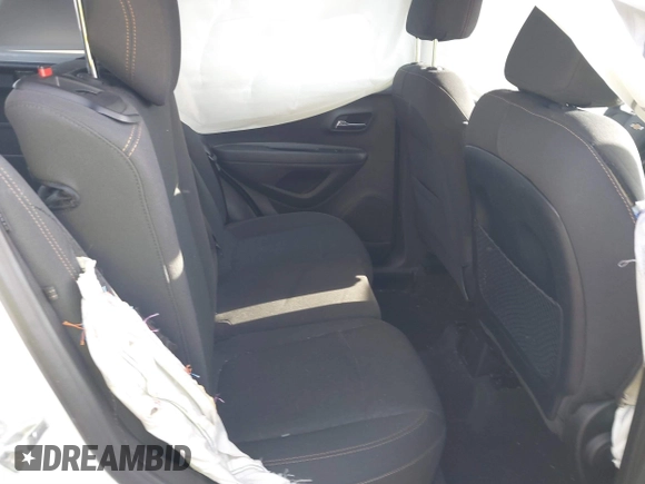 2019 Chevrolet Trax LS with VIN 3GNCJNSB5KL242561, listed as a IAAI auction lot 41662487 with 38,209 mi miles. Bid and sale history available at carsss.com. Image 8.