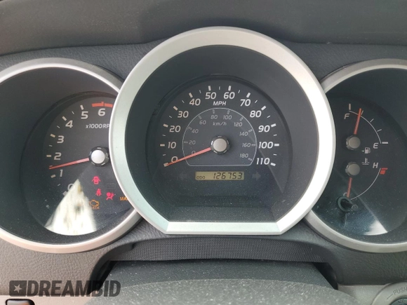 2006 Toyota 4Runner SR5 z VIN JTEBU14R268067345, wystawiony jako Copart lot #61500125 z przebiegiem 126 753 mil mil oraz Czysty tytuł • Clean title. Historia ofert i sprzedaży dostępna na DreamBid. Obrazek 9.