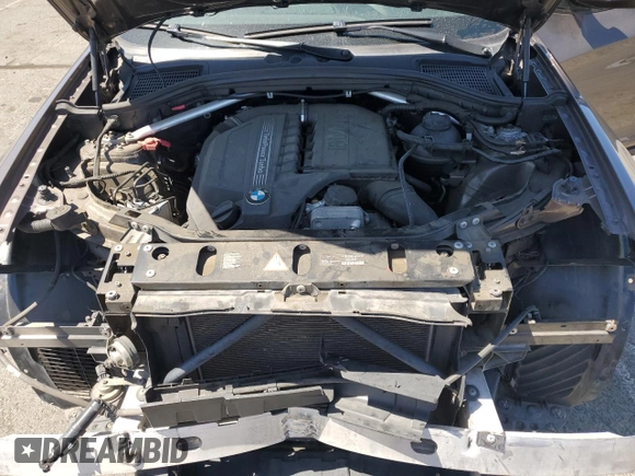 2014 BMW X3 xDrive35i z VIN 5UXWX7C50E0E80278, wystawiony jako Copart lot #56008965 z przebiegiem 154 760 mil mil oraz Szkoda całkowita • Salvage title. Historia ofert i sprzedaży dostępna na DreamBid. Obrazek 12.