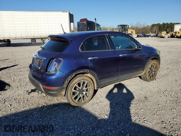 2016 FIAT 500X Trekking Plus z VIN ZFBCFYET0GP356465, wystawiony jako Copart lot #87967595 z przebiegiem 79 644 mil mil oraz Szkoda całkowita • Salvage title. Historia ofert i sprzedaży dostępna na DreamBid. Obrazek 3.