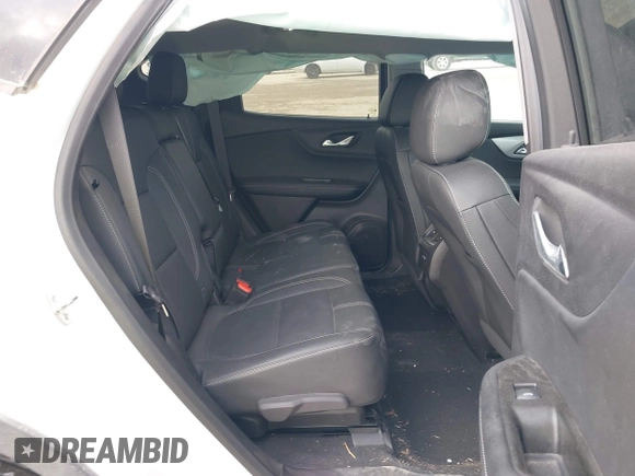 2024 Chevrolet Blazer LT с VIN 3GNKBDR43RS210038, выставлен на аукционе IAAI как лот 42144722 с пробегом 10 862 миль миль и . История ставок и продаж доступна на DreamBid. Изображение 8.