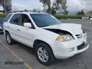 2004 Acura MDX Touring Pkg w/Navigation with VIN 2HNYD18834H520180, listed as a IAAI auction lot 41934124 with 201,817 mi miles. Bid and sale history available at carsss.com. Image 1.