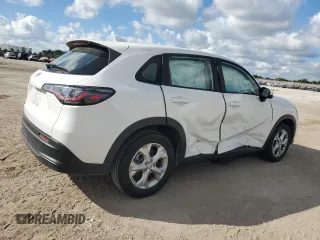 2024 Honda HR-V LX with VIN 3CZRZ1H34RM727051, listed as a Copart auction lot 44580075 with 15,573 mi miles and Salvage Title. Bid and sale history available at DreamBid. Image 3.