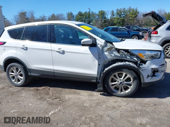 2017 Ford Escape SE with VIN 1FMCU9GD2HUE42101, listed as a IAAI auction lot 41898294 with 101,014 mi miles. Bid and sale history available at carsss.com. Image 13.