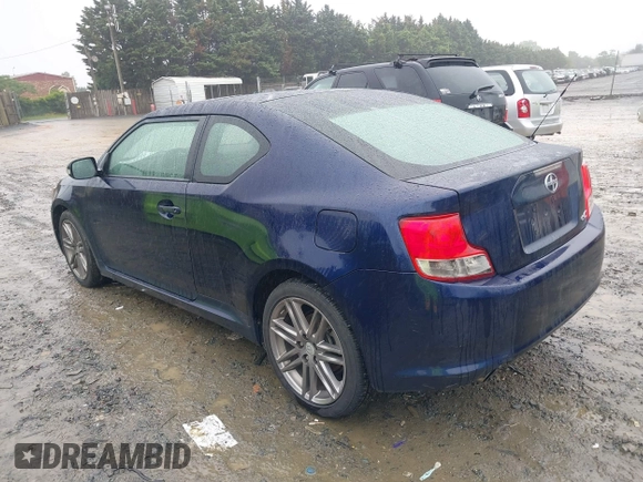 2012 Scion tC z VIN JTKJF5C75C3038795, wystawiony jako IAAI lot #42377705 z przebiegiem 251 371 mil mil oraz . Historia ofert i sprzedaży dostępna na DreamBid. Obrazek 3.