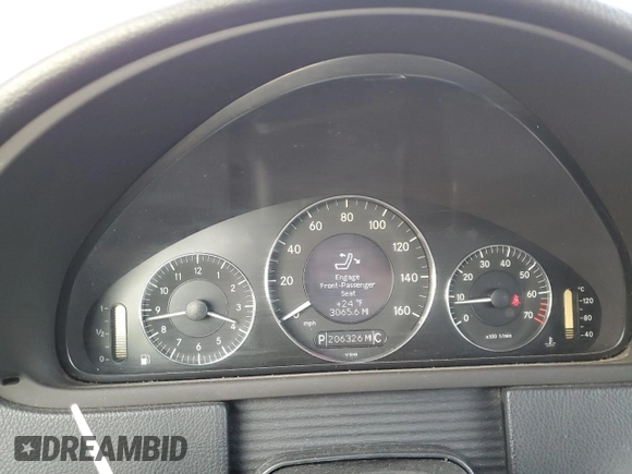 2008 Mercedes-Benz CLK-Class 3.5L with VIN WDBTK56GX8F240284, listed as a Copart auction lot 83068564 with 206,326 mi miles and Salvage Title. Bid and sale history available at carsss.com. Image 9.