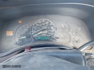 2000 Chevrolet Silverado 1500 with VIN 1GCEC14V3YE295652, listed as a IAAI auction lot 41270896 with 315,276 mi miles. Bid and sale history available at carsss.com. Image 7.