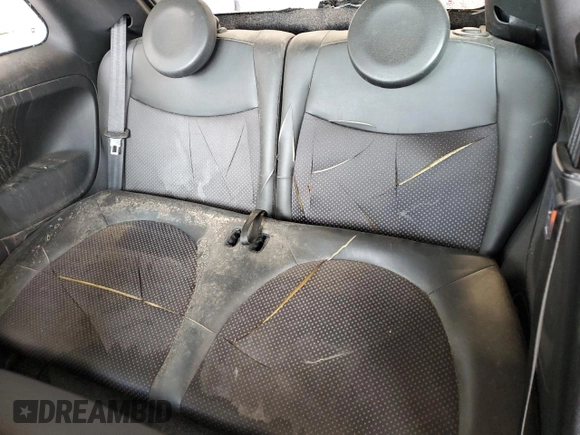 2015 FIAT 500e с VIN 3C3CFFGE0FT694348, выставлен на аукционе Copart как лот 51473845 с пробегом 68 507 миль миль и Чистый • Clean title. История ставок и продаж доступна на DreamBid. Изображение 10.