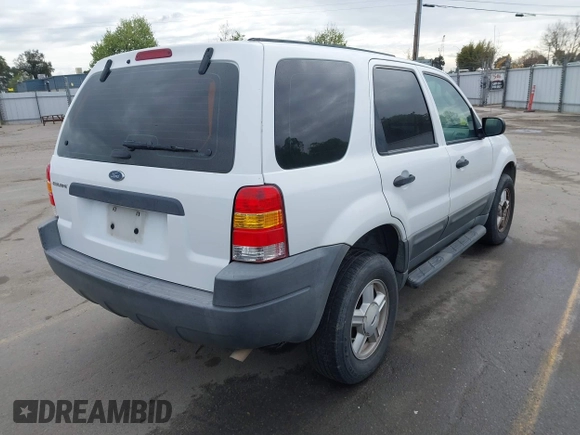2004 Ford Escape XLS with VIN 1FMYU02104KB25647, listed as a IAAI auction lot 41916737 with 199,361 mi miles and . Bid and sale history available at DreamBid. Image 4.