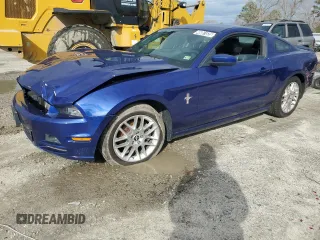 2014 Ford Mustang V6 with VIN 1ZVBP8AM4E5290013, listed as a Copart auction lot 46061835 with 60,114 mi miles and Clean Title. Bid and sale history available at carsss.com. Image 1.