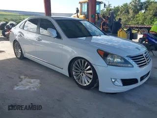 2015 Hyundai Equus Signature with VIN KMHGH4JHXFU093545, listed as a IAAI auction lot 42572274 with 67,295 mi miles and . Bid and sale history available at DreamBid. Image 1.